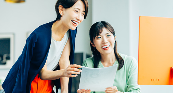 受講について教えている様子